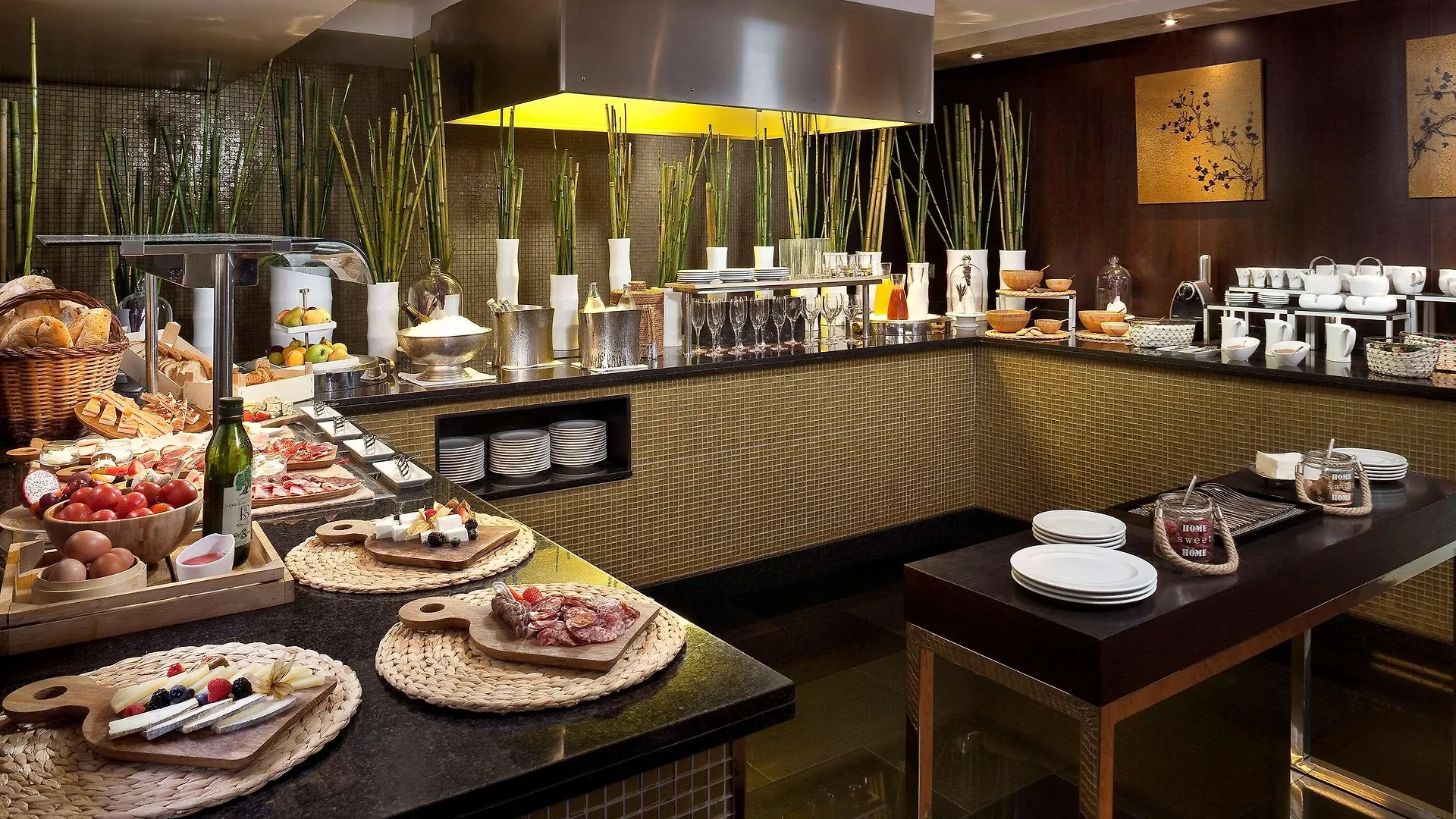 Отель Melia Barcelona Sarria
