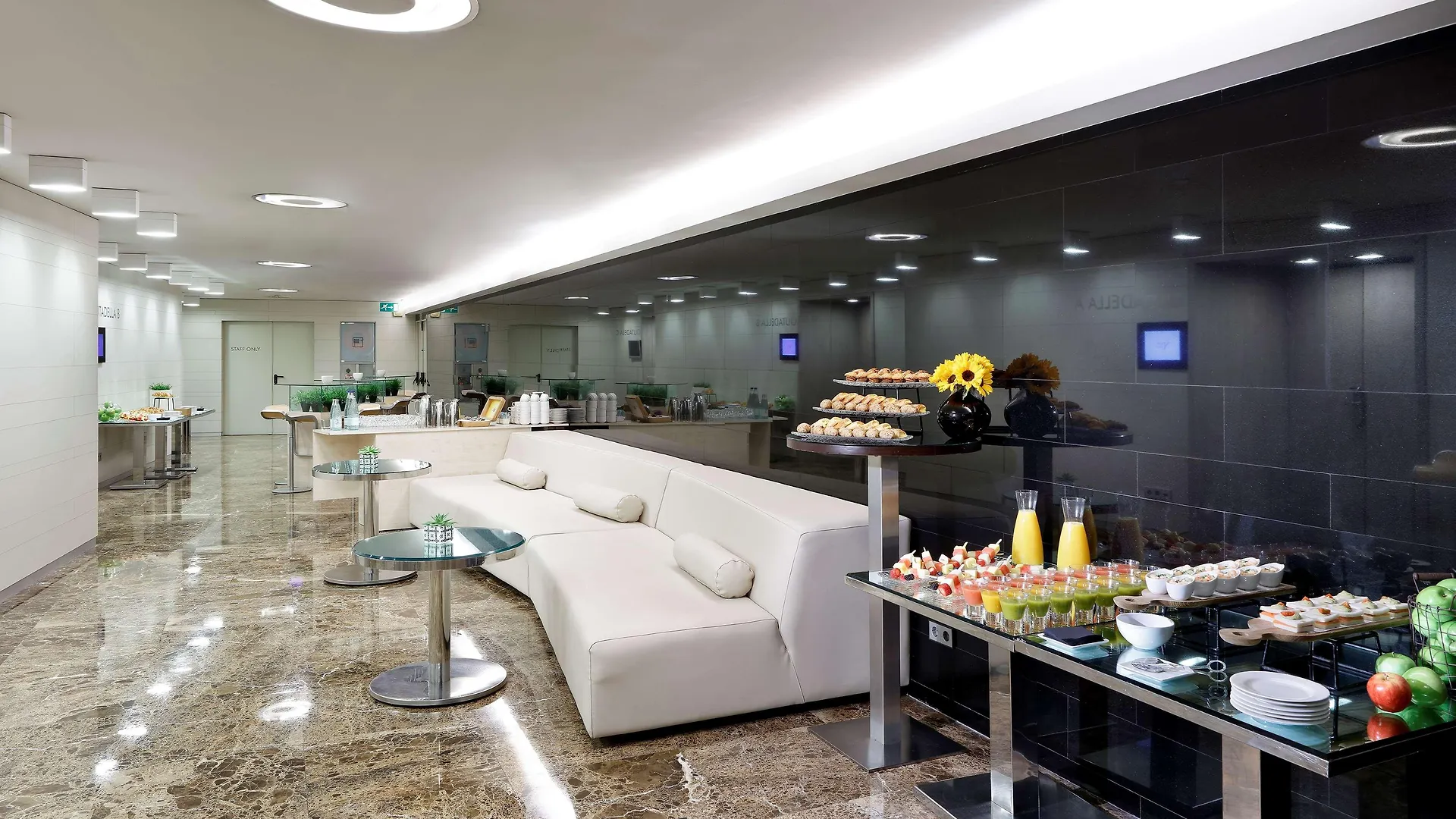 Отель Melia Barcelona Sarria 5*,